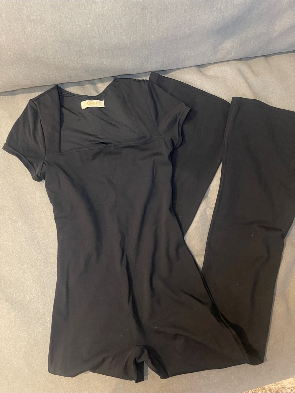 Qinsen Short Sleeve Jumpsuit - Picture 3 of 3